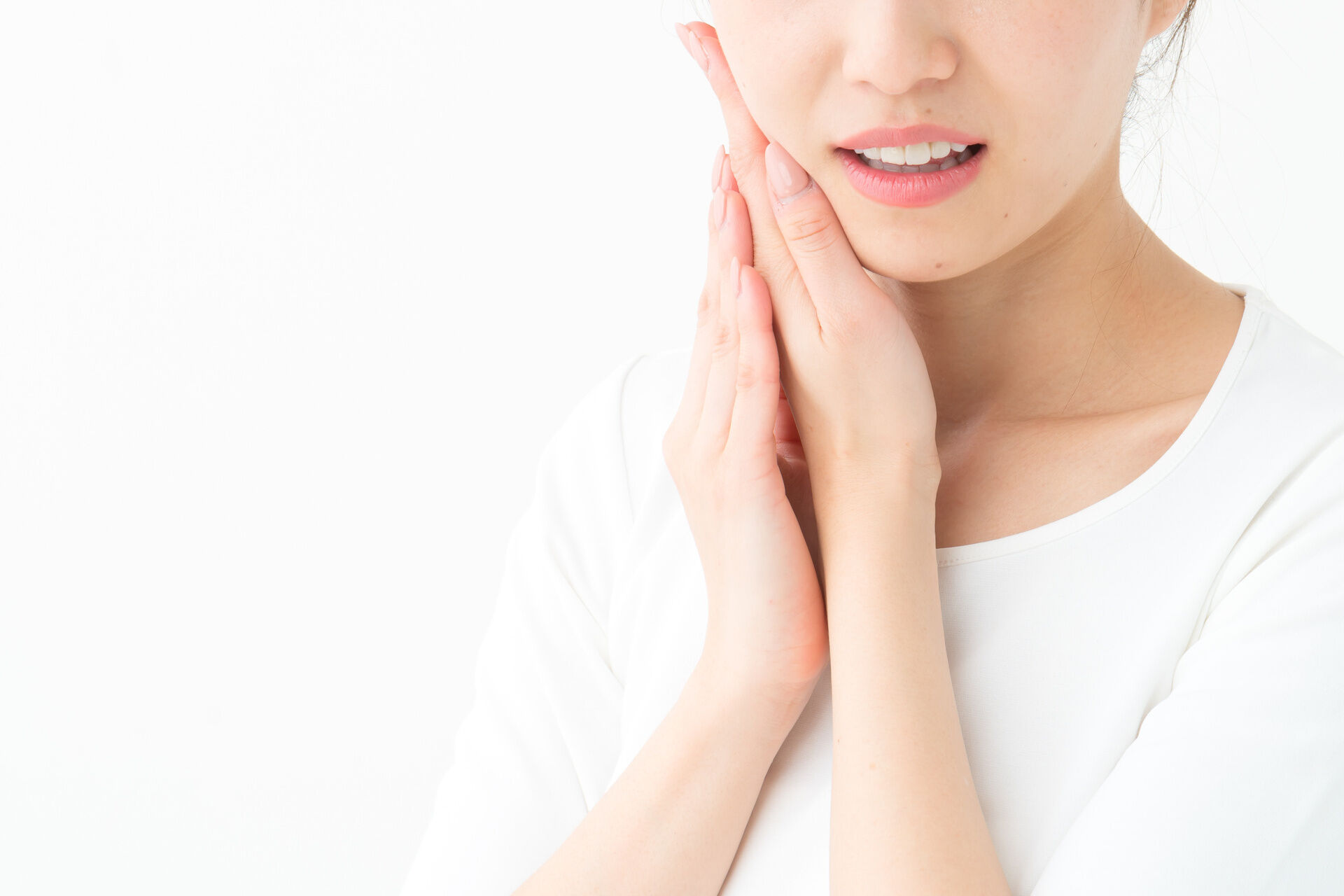 最近増えているアゴ関節の周りで見られるトラブルを解決！